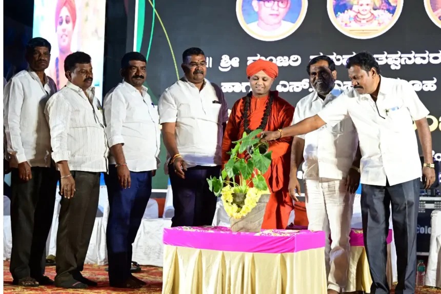 ಶಿಕ್ಷಣ ಮನುಷ್ಯನಲ್ಲಿ ವಿವೇಕ ಮತ್ತು ಪ್ರಜ್ಞಾವಂತಿಕೆ ಬೆಳೆಸುವ ಶಕ್ತಿಯಾಗಿದೆ : ಇಮ್ಮಡಿ ಶ್ರೀಗಳು